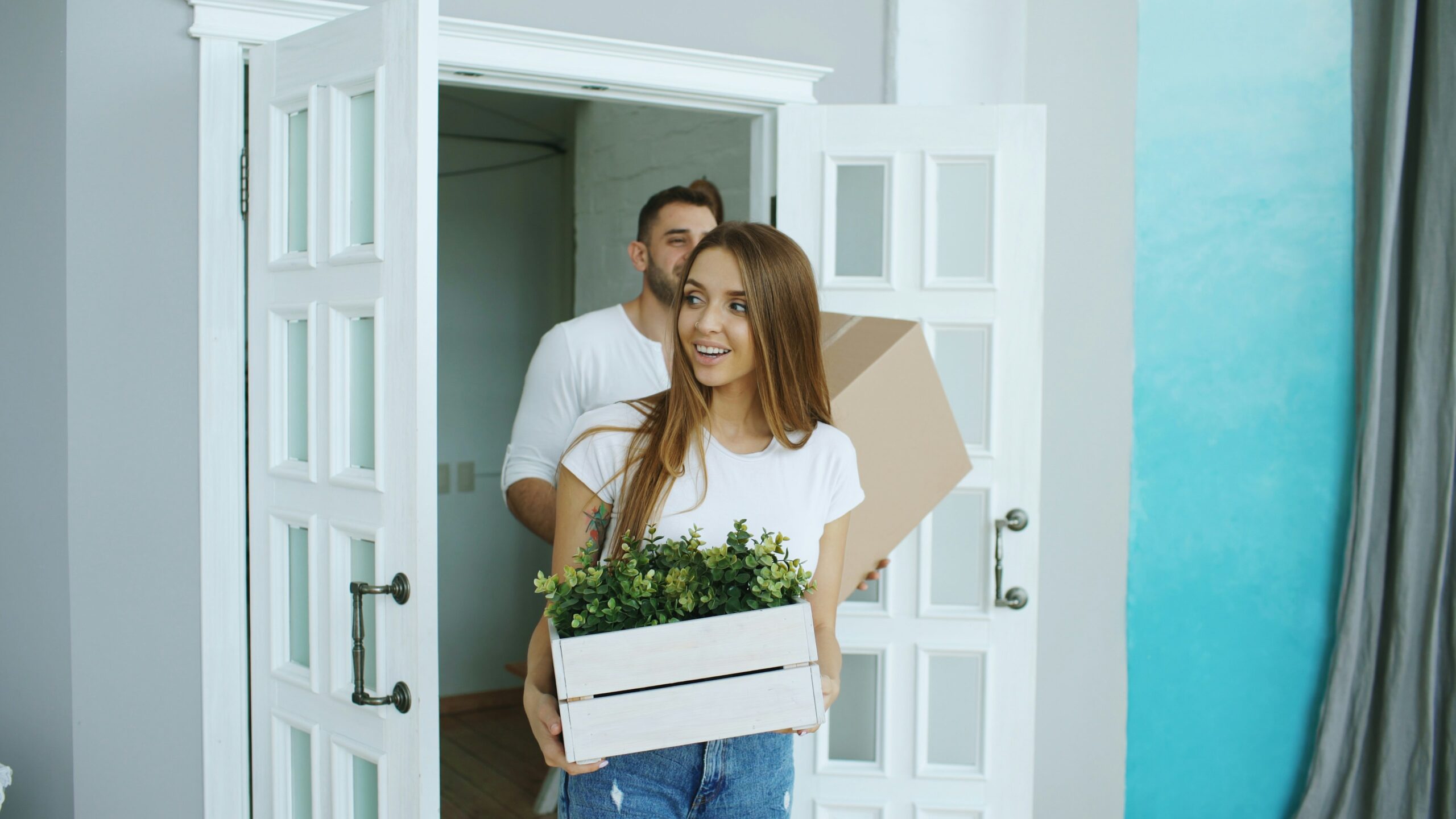 How Early Should You Start Packing Before Moving House?