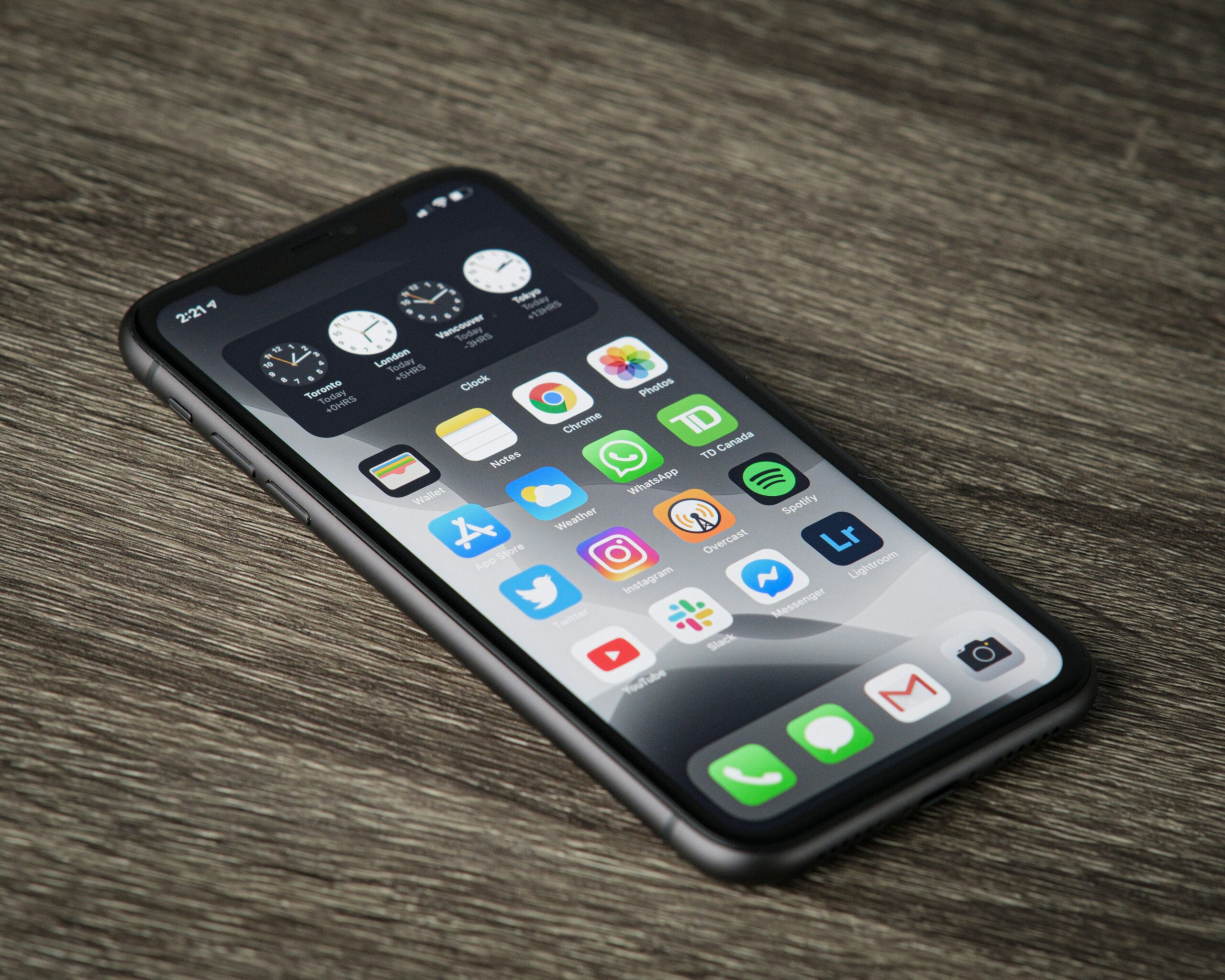 How Do I Screen Record on iPhone: 7 Essential Steps, Why It Matters, Common Mistakes & Pro Tips
