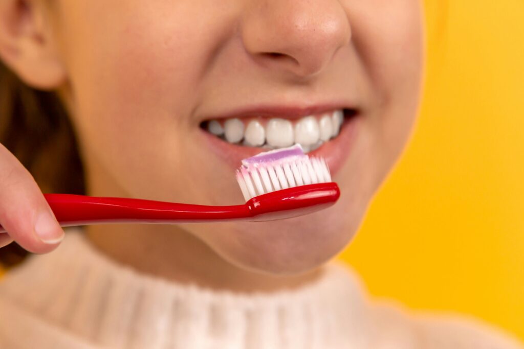 How to Remove Tartar From Teeth Without Dentist Visits covering oral hygiene, plaque removal, tartar prevention, dental care, and healthy teeth.