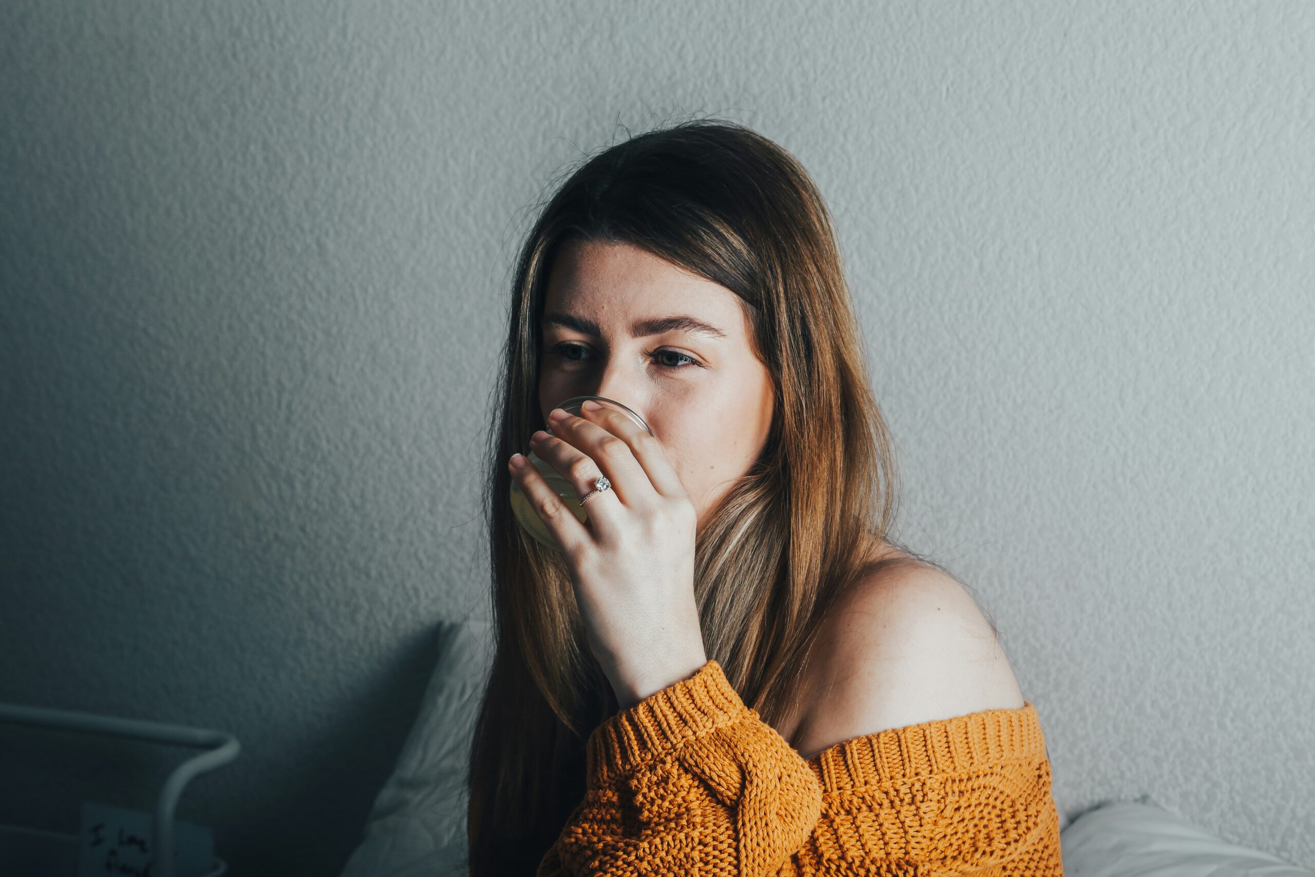 Why Do I Start Coughing When I Lay Down? Common Causes, Warning Signs & Fixes