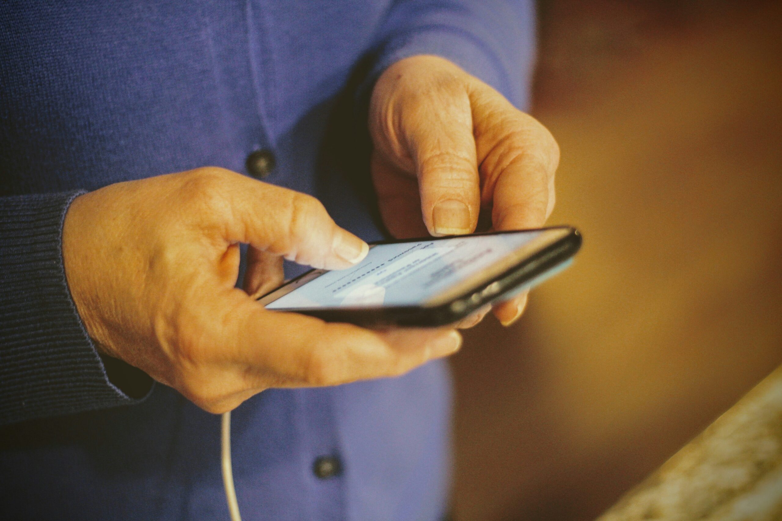 How to Get Your Phone Out of SOS Mode: 9 Easy Fixes That Restore Service