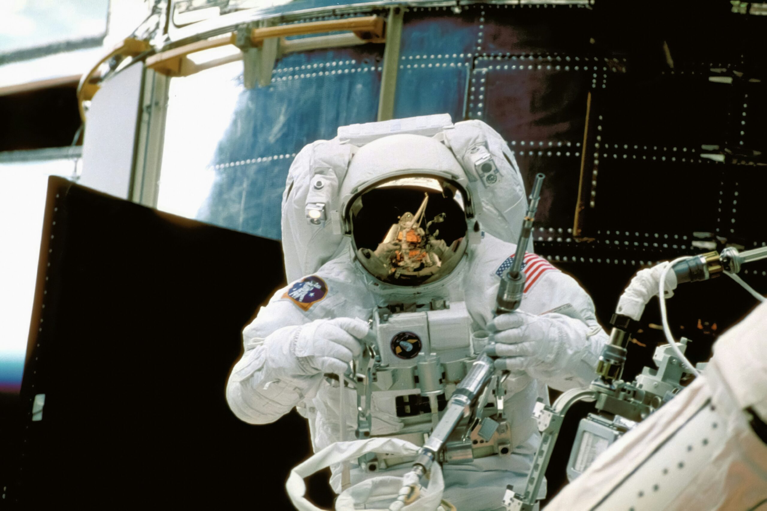 How Much Do Astronauts Get Paid? Complete Guide to Salaries, Benefits, and Career Paths