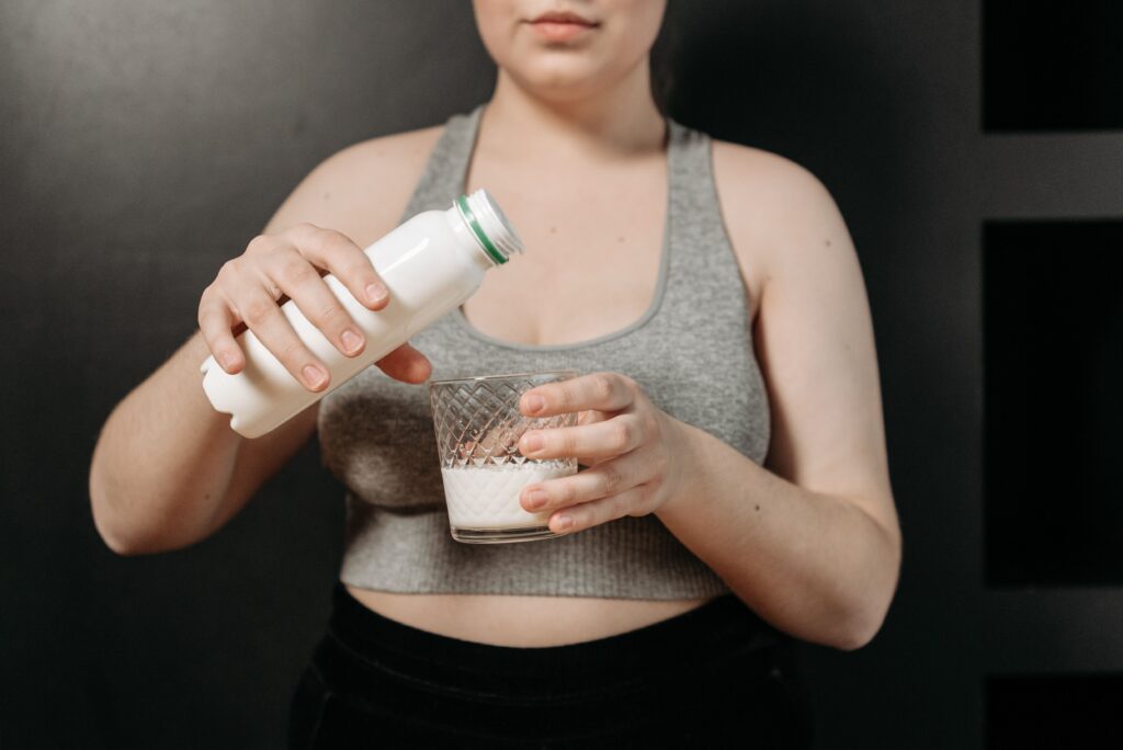 Why Is My Breast Milk Watery? Breast milk color and consistency explained